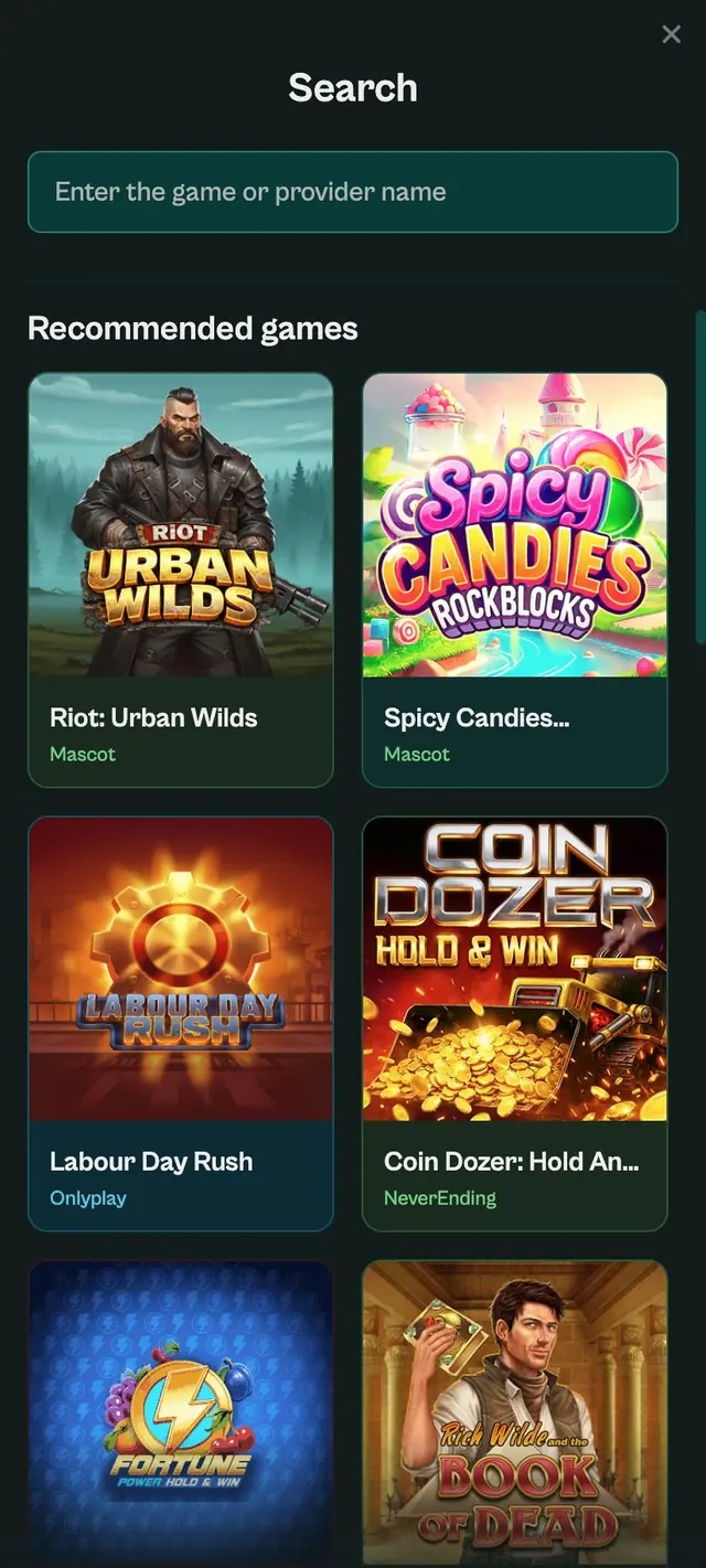Sökpanel med tomt fält överst och rutnät av rekommenderade spel, bland dem Riot: Urban Wilds från Mascot