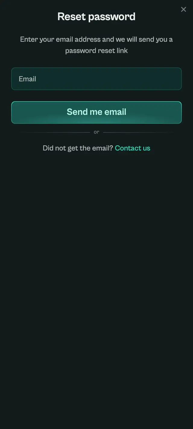 Återställningsrutan Reset password med fältet Email, knappen Send me email och en kontaktlänk under